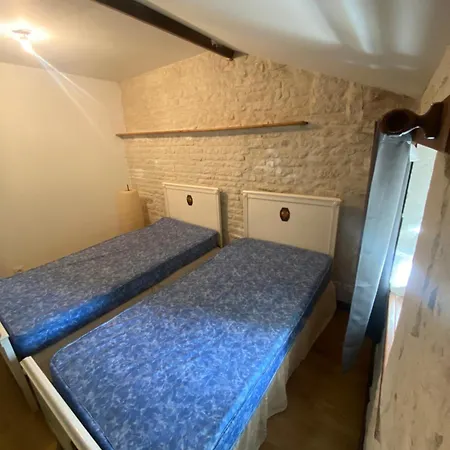 Apartmán Charmante Maison Dans Village Calme Chef-Boutonne